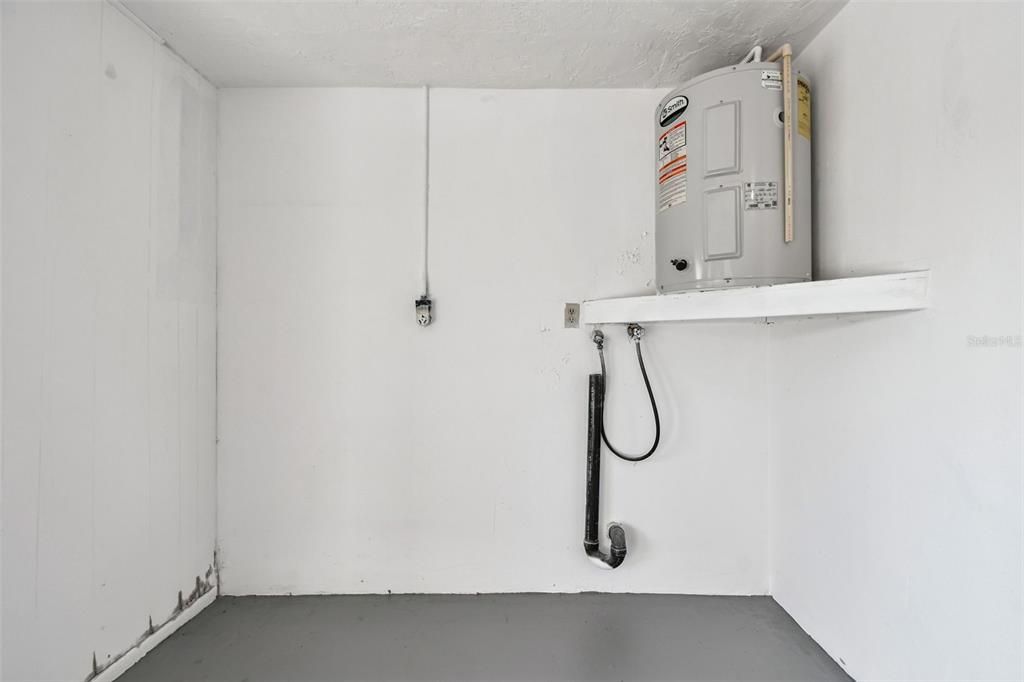 待售: $270,000 (3 贝兹, 2 浴室, 1330 平方英尺)