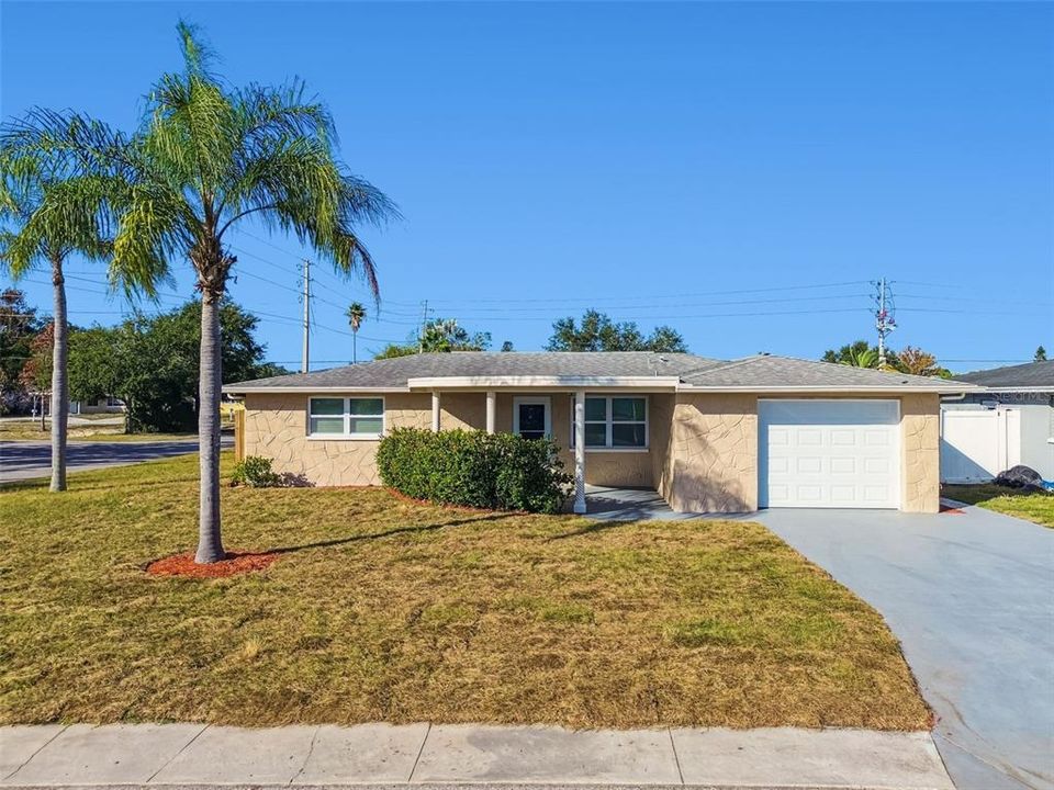 待售: $270,000 (3 贝兹, 2 浴室, 1330 平方英尺)