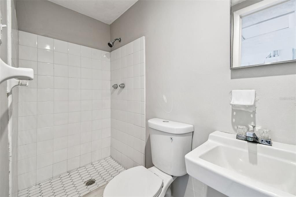 待售: $270,000 (3 贝兹, 2 浴室, 1330 平方英尺)