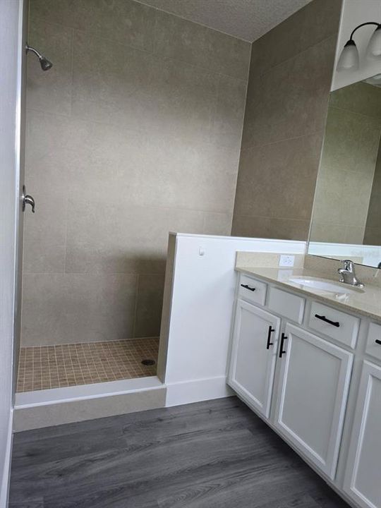 For Rent: $2,800 (4 beds, 3 baths, 2481 Square Feet)