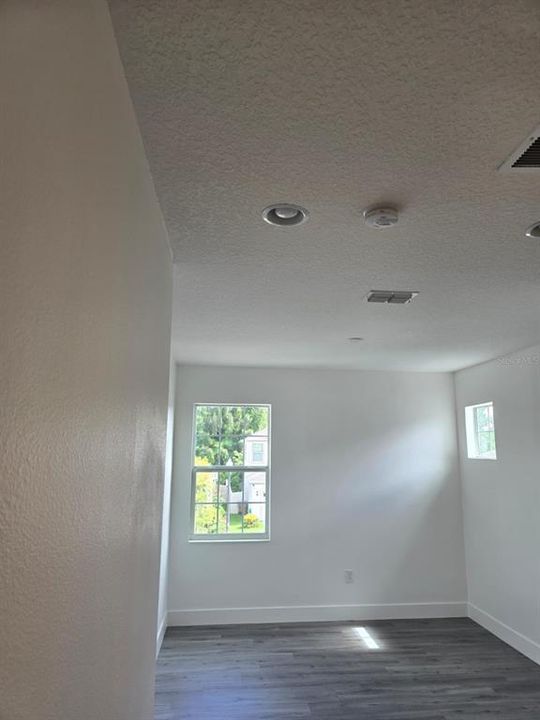 For Rent: $2,800 (4 beds, 3 baths, 2481 Square Feet)