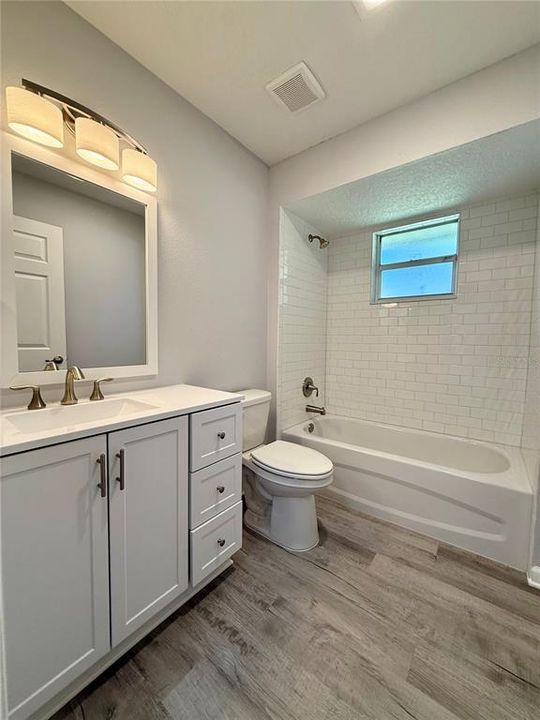 出租: $2,500 (3 贝兹, 2 浴室, 2010 平方英尺)