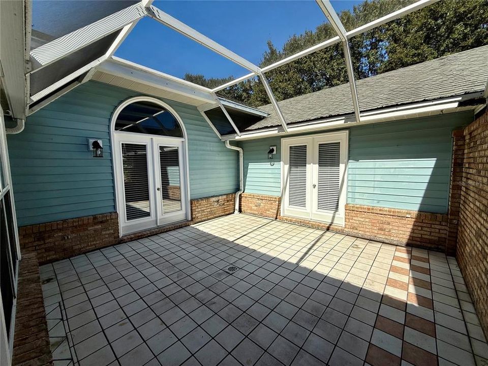 出租: $2,500 (3 贝兹, 2 浴室, 2010 平方英尺)