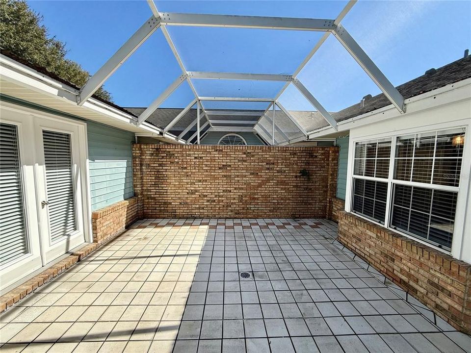 出租: $2,500 (3 贝兹, 2 浴室, 2010 平方英尺)