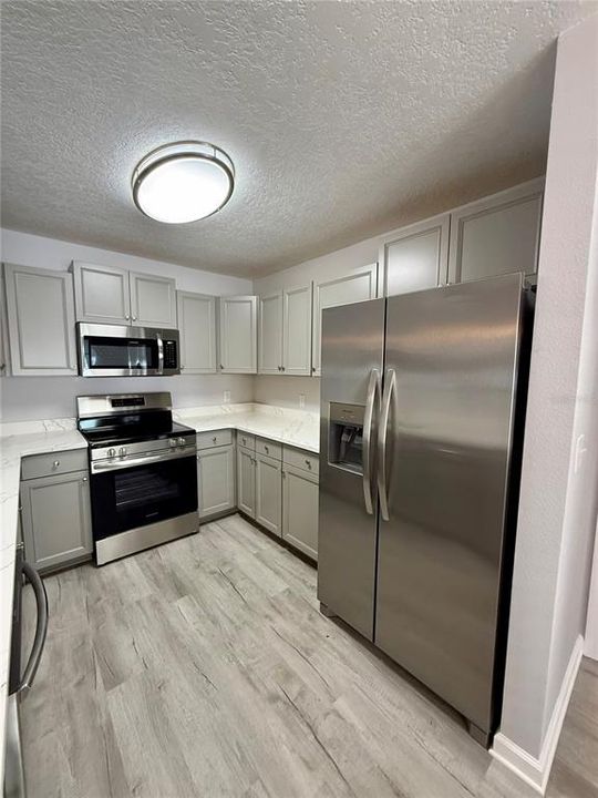 出租: $2,500 (3 贝兹, 2 浴室, 2010 平方英尺)