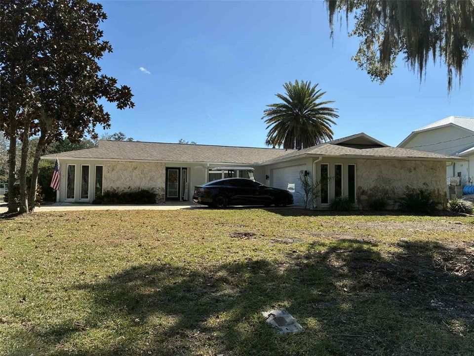 For Sale: $575,000 (3 beds, 2 baths, 1623 Square Feet)