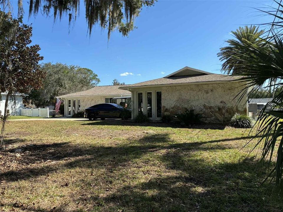 For Sale: $575,000 (3 beds, 2 baths, 1623 Square Feet)