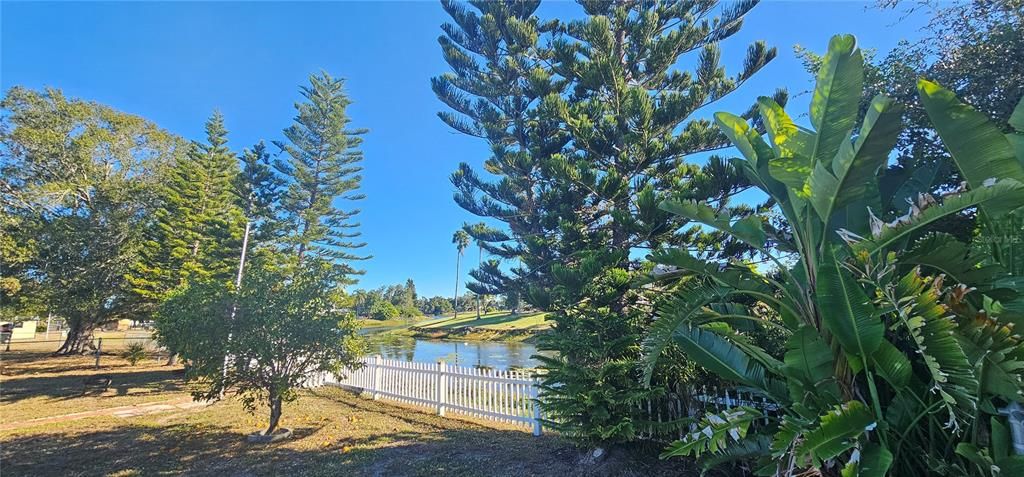 合同活跃: $249,900 (3 贝兹, 2 浴室, 1320 平方英尺)