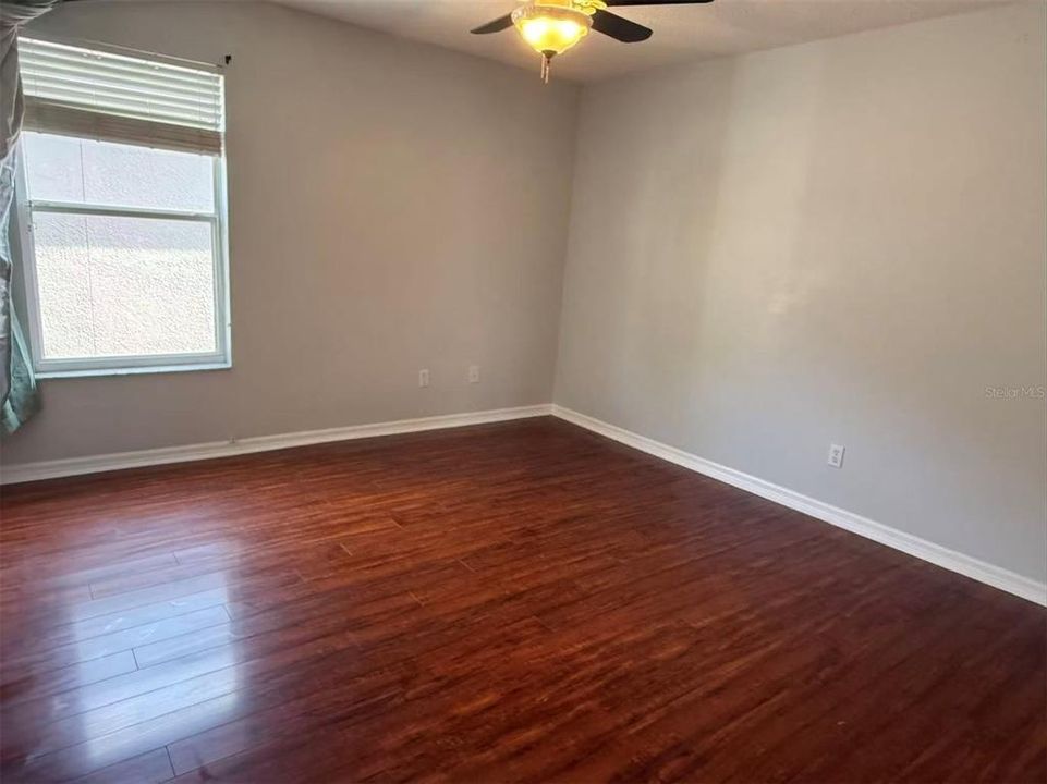 В аренду: $3,300 (6 спален, 4 ванн, 3577 Квадратных фут)