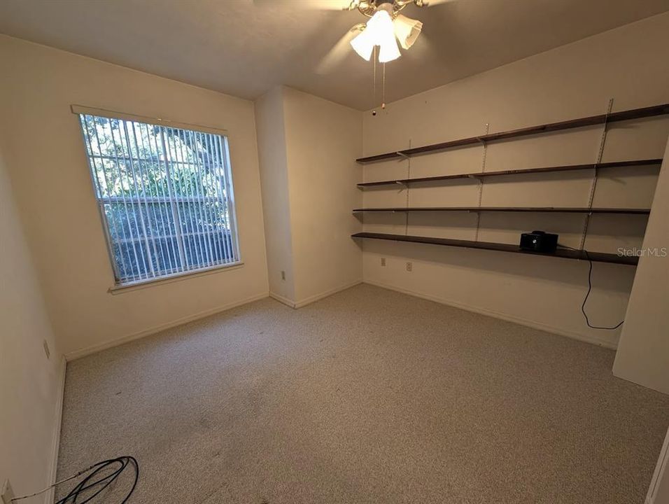 For Sale: $239,000 (3 beds, 2 baths, 1290 Square Feet)