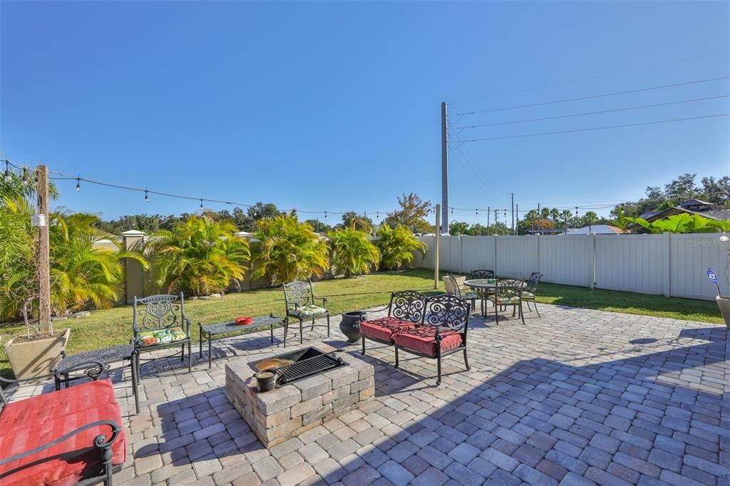 Activo con contrato: $334,900 (4 camas, 2 baños, 1846 Pies cuadrados)