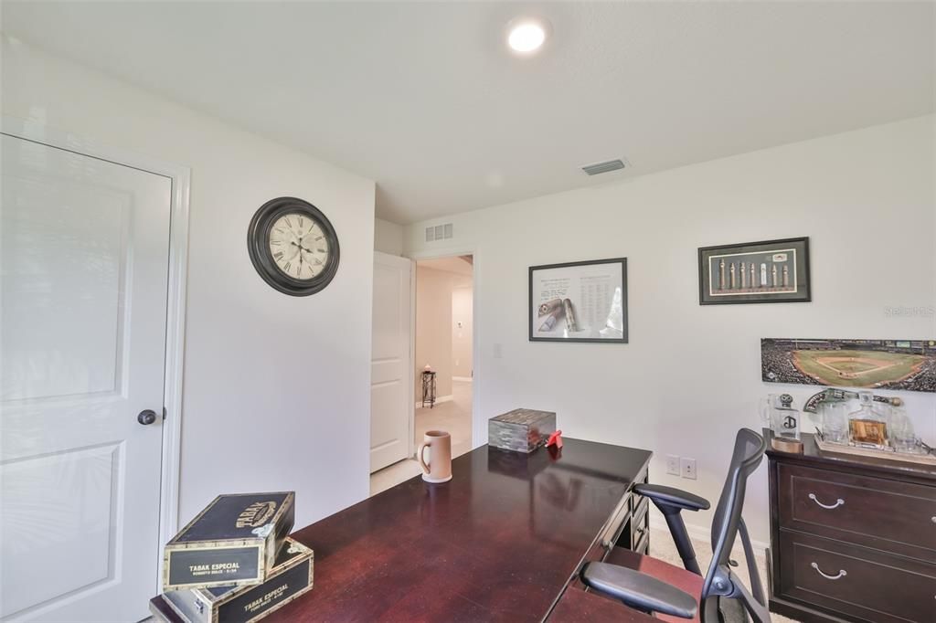 Activo con contrato: $334,900 (4 camas, 2 baños, 1846 Pies cuadrados)