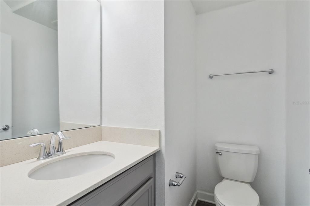 Active With Contract: $2,000 (3 beds, 2 baths, 1881 Square Feet)