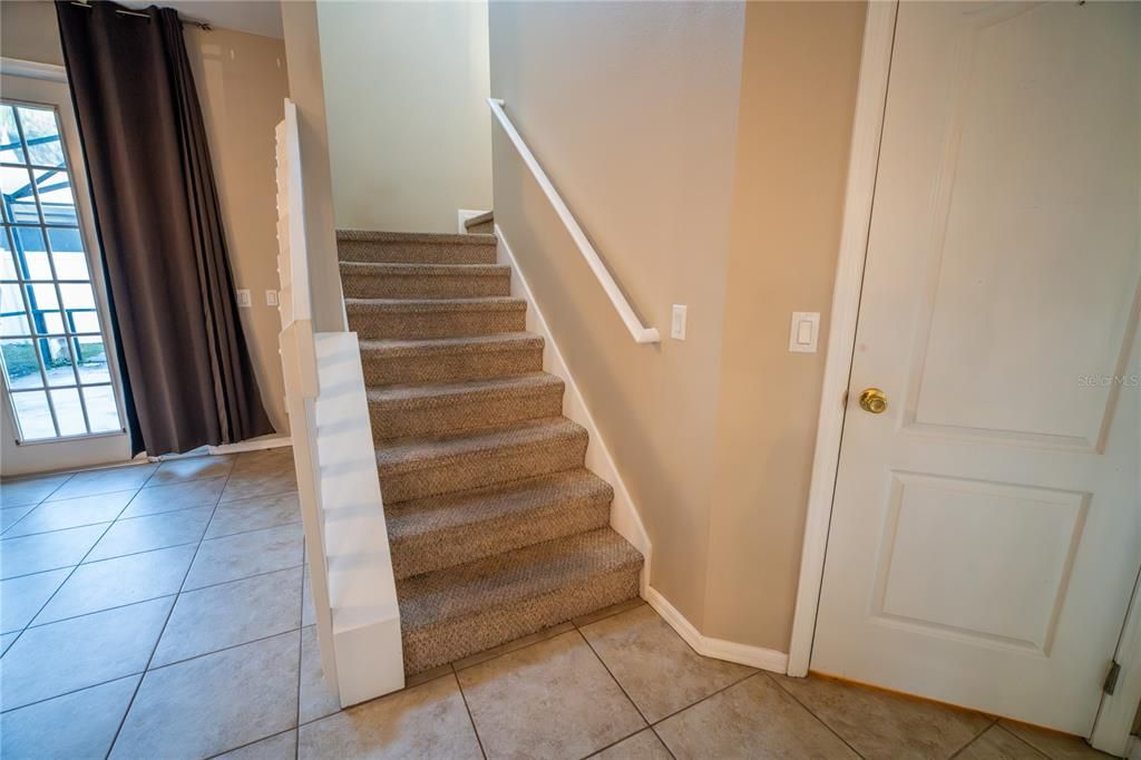 Под контрактом: $435,000 (4 спален, 3 ванн, 2384 Квадратных фут)