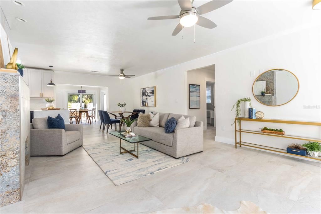 На продажу: $878,800 (3 спален, 2 ванн, 1423 Квадратных фут)