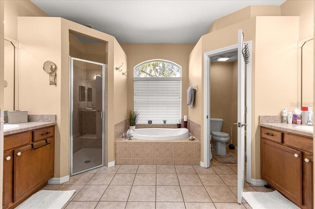 En Venta: $420,000 (3 camas, 2 baños, 2117 Pies cuadrados)