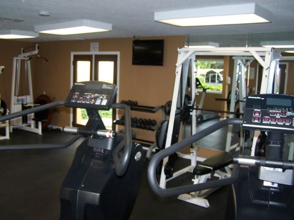 待售: $189,000 (2 贝兹, 1 浴室, 1116 平方英尺)