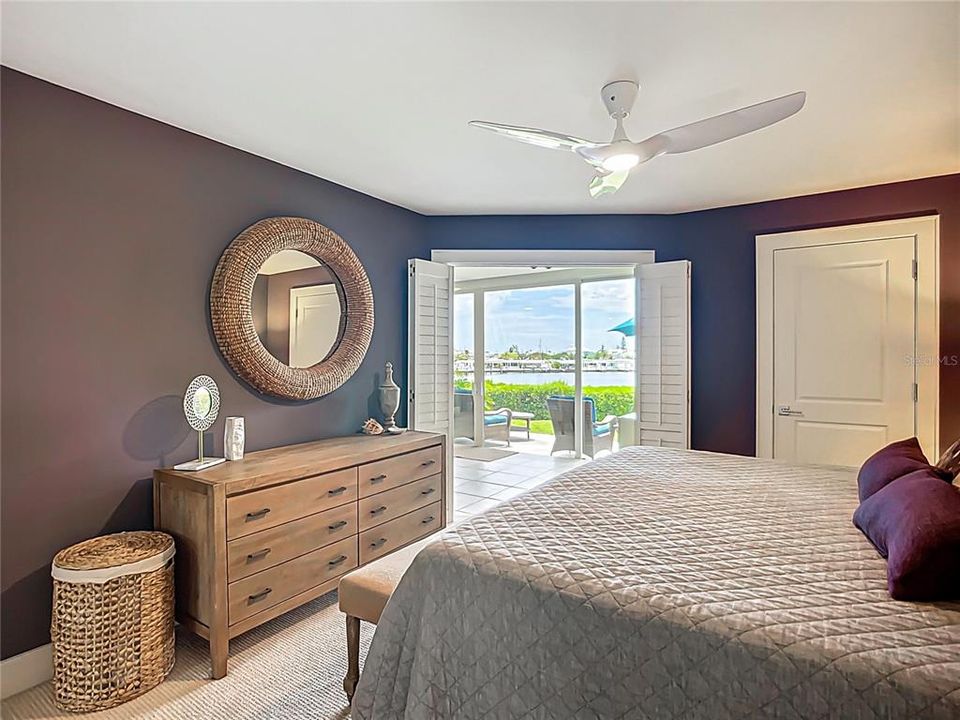 For Sale: $799,000 (2 beds, 2 baths, 1266 Square Feet)