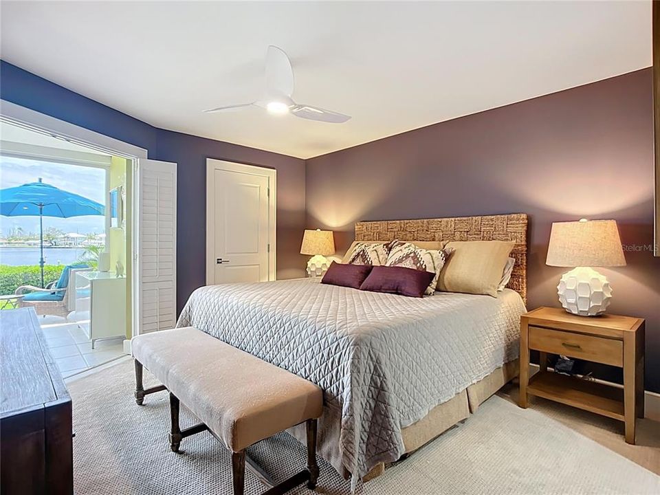 For Sale: $799,000 (2 beds, 2 baths, 1266 Square Feet)