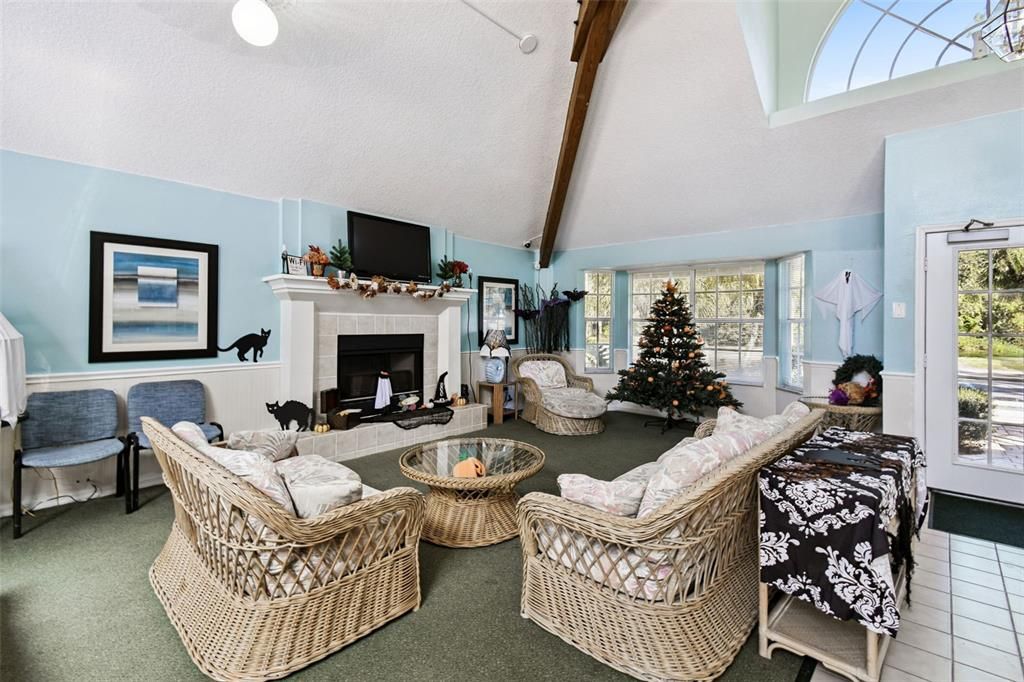 For Sale: $229,000 (3 beds, 2 baths, 1350 Square Feet)