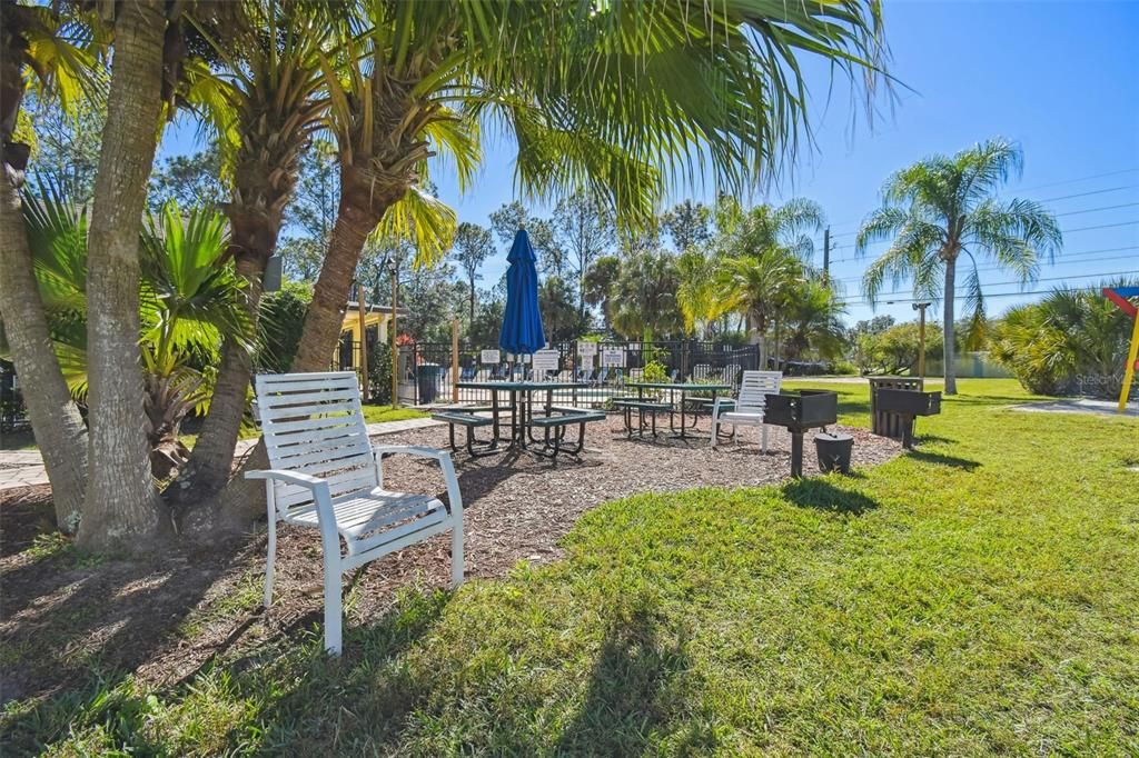 For Sale: $229,000 (3 beds, 2 baths, 1350 Square Feet)