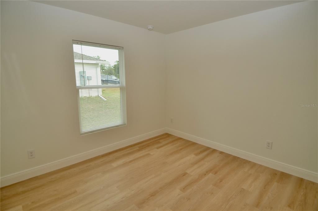 В аренду: $1,990 (4 спален, 2 ванн, 1556 Квадратных фут)