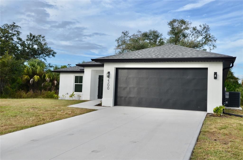 В аренду: $1,990 (4 спален, 2 ванн, 1556 Квадратных фут)