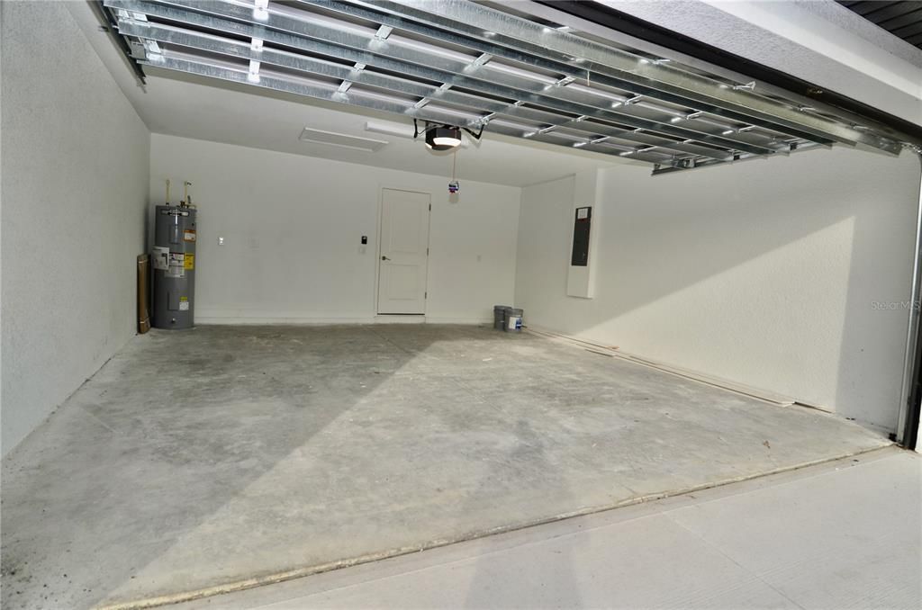 В аренду: $1,990 (4 спален, 2 ванн, 1556 Квадратных фут)