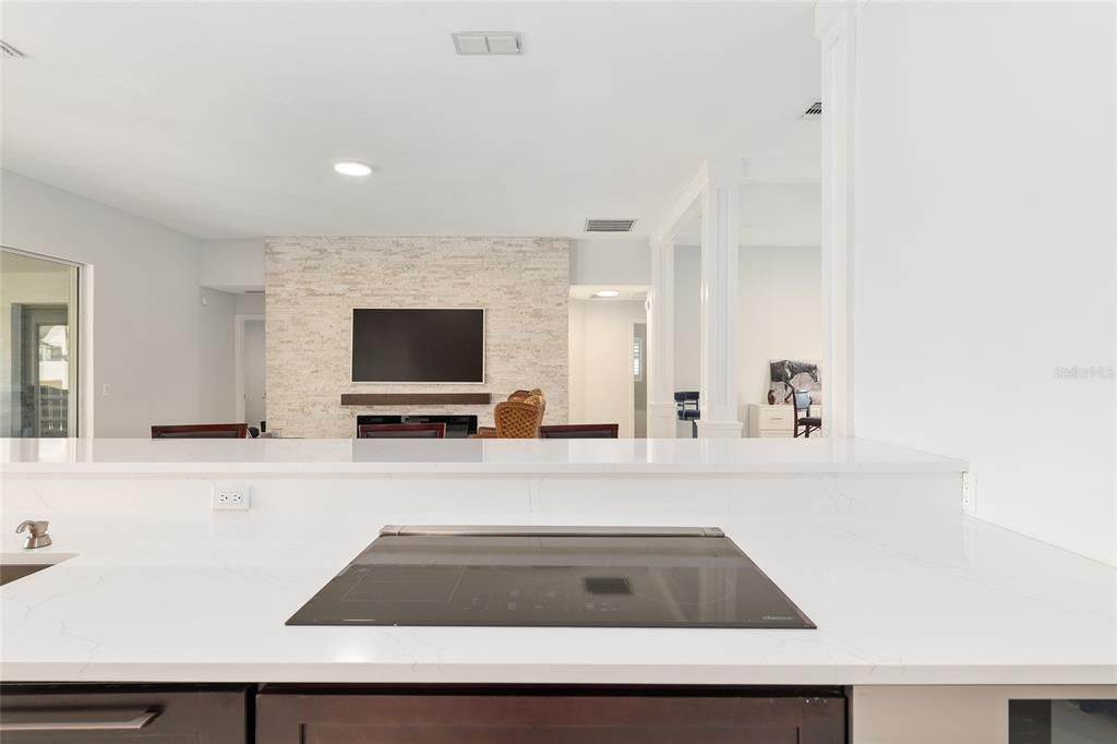 待售: $1,650,000 (4 贝兹, 3 浴室, 2395 平方英尺)