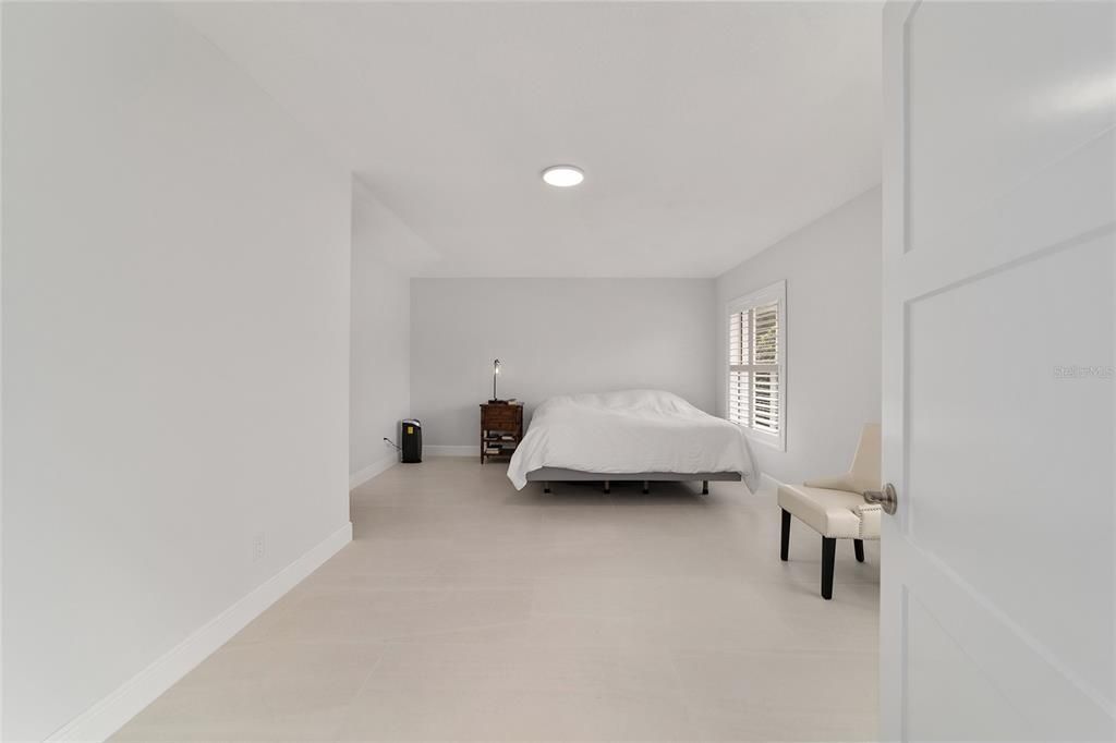 待售: $1,650,000 (4 贝兹, 3 浴室, 2395 平方英尺)