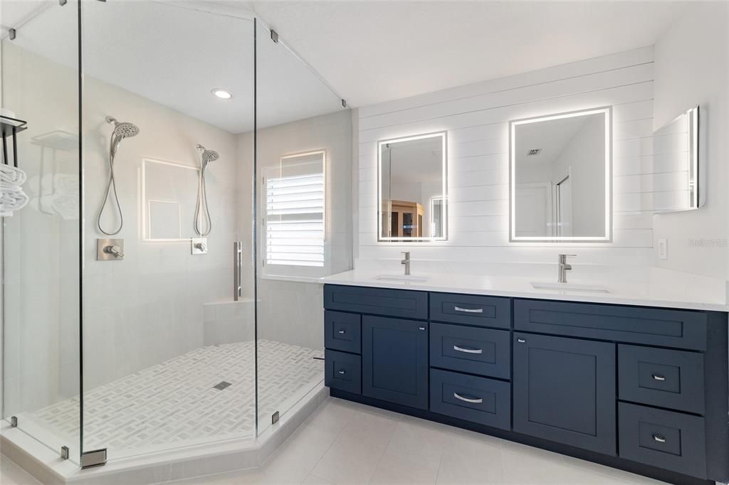 待售: $1,650,000 (4 贝兹, 3 浴室, 2395 平方英尺)