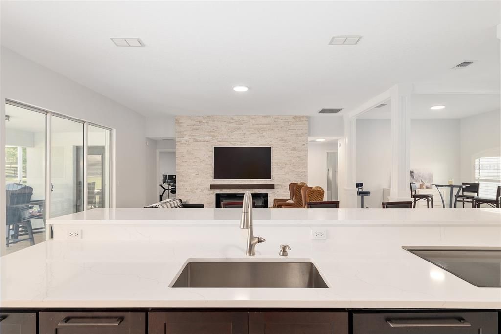 待售: $1,650,000 (4 贝兹, 3 浴室, 2395 平方英尺)