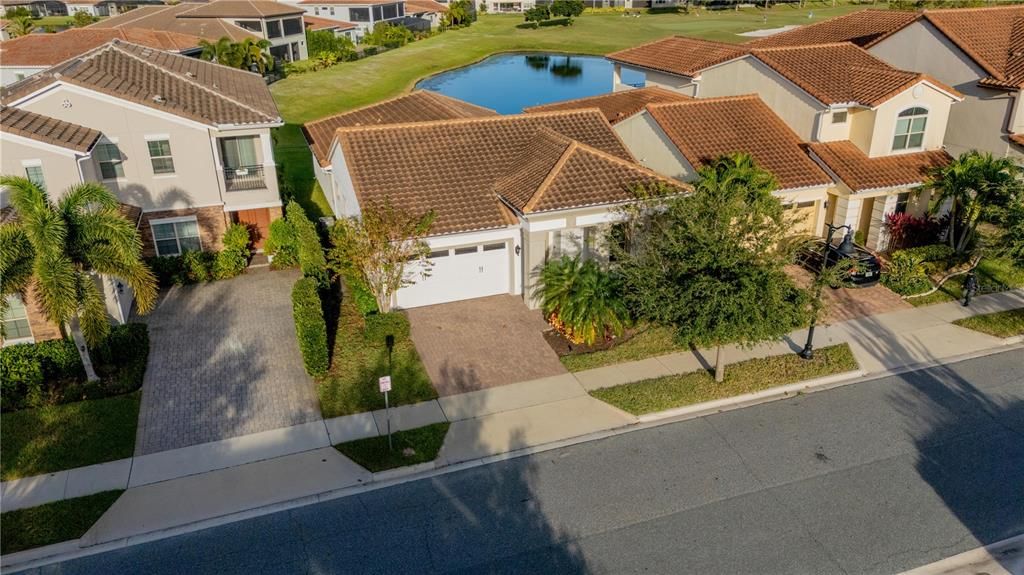 For Rent: $3,700 (4 beds, 3 baths, 2267 Square Feet)