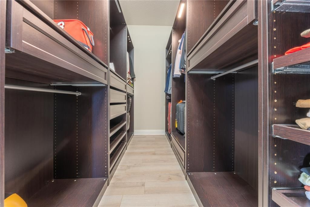 For Rent: $3,700 (4 beds, 3 baths, 2267 Square Feet)