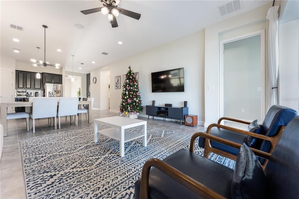 For Rent: $3,700 (4 beds, 3 baths, 2267 Square Feet)