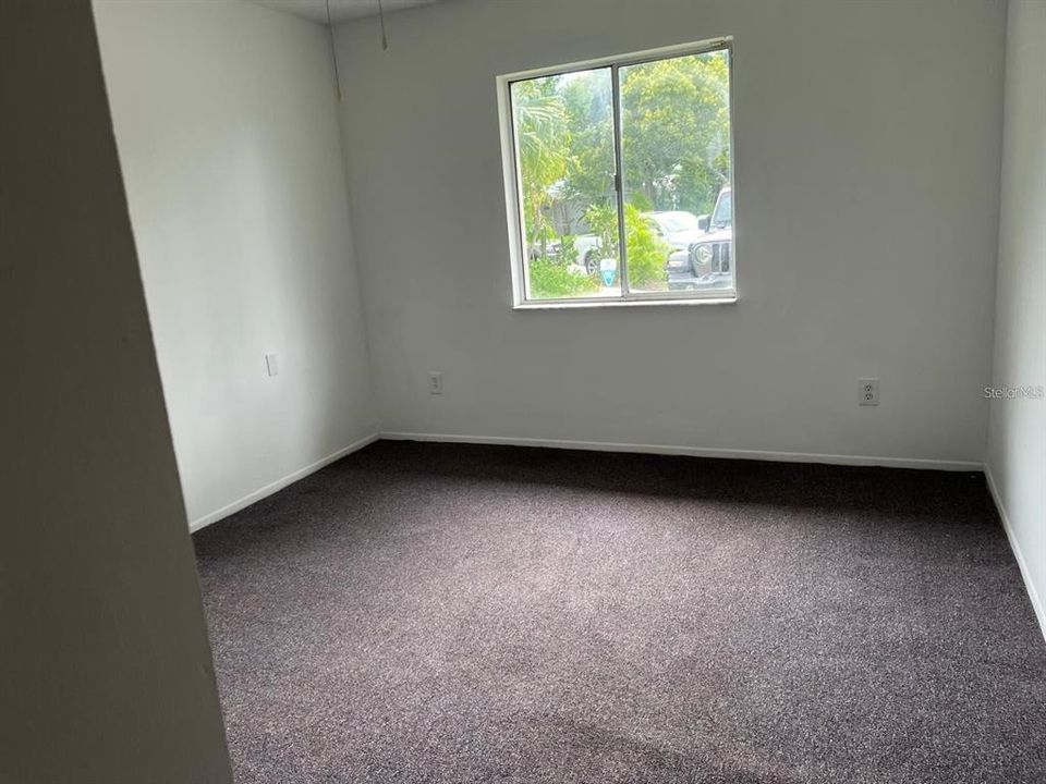 For Rent: $1,900 (2 beds, 2 baths, 930 Square Feet)