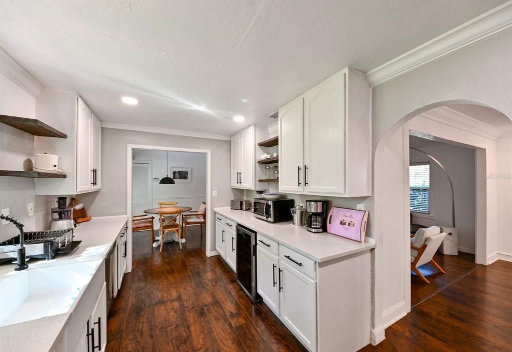 В аренду: $3,800 (5 спален, 3 ванн, 2200 Квадратных фут)