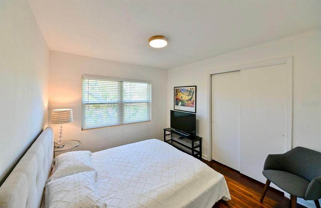 В аренду: $3,800 (5 спален, 3 ванн, 2200 Квадратных фут)