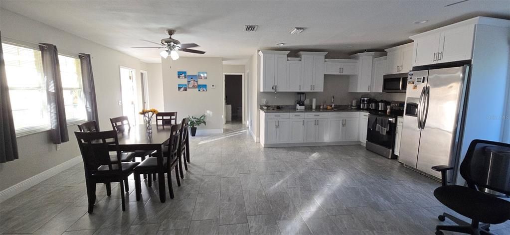 待售: $310,000 (3 贝兹, 2 浴室, 1344 平方英尺)