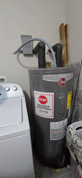 待售: $310,000 (3 贝兹, 2 浴室, 1344 平方英尺)