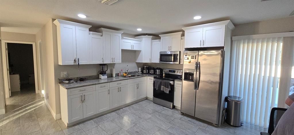 待售: $310,000 (3 贝兹, 2 浴室, 1344 平方英尺)