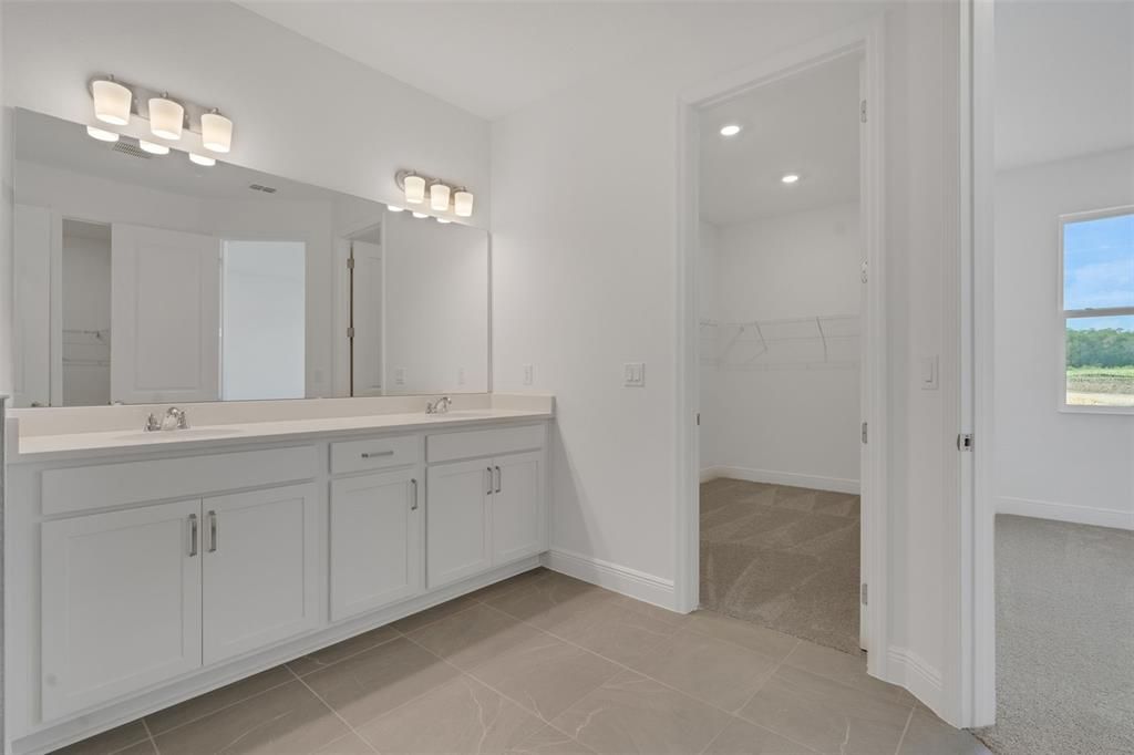 En Venta: $374,990 (4 camas, 2 baños, 2110 Pies cuadrados)