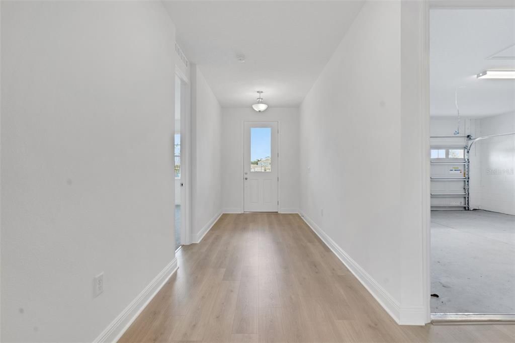 En Venta: $374,990 (4 camas, 2 baños, 2110 Pies cuadrados)