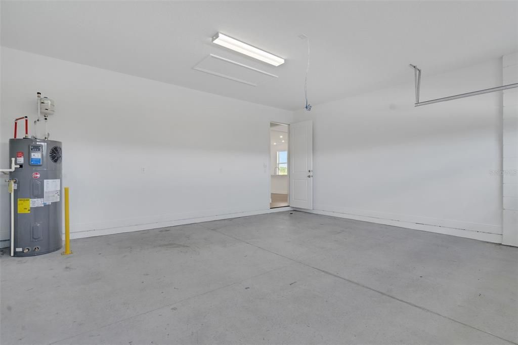 En Venta: $374,990 (4 camas, 2 baños, 2110 Pies cuadrados)