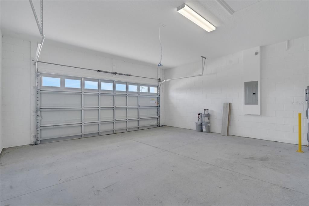 En Venta: $374,990 (4 camas, 2 baños, 2110 Pies cuadrados)