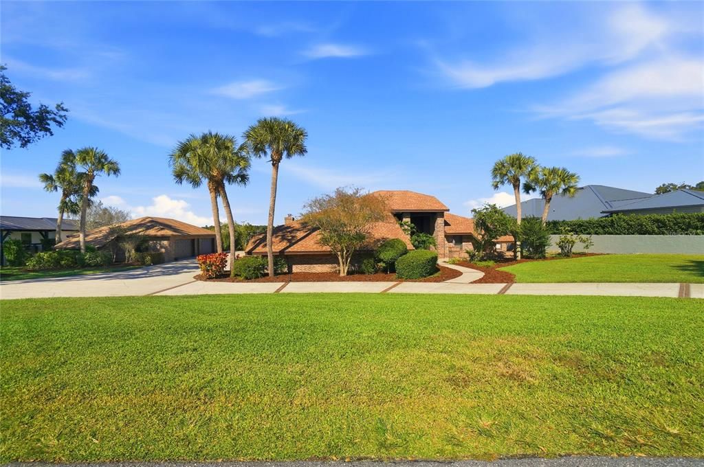 На продажу: $919,000 (5 спален, 3 ванн, 3839 Квадратных фут)