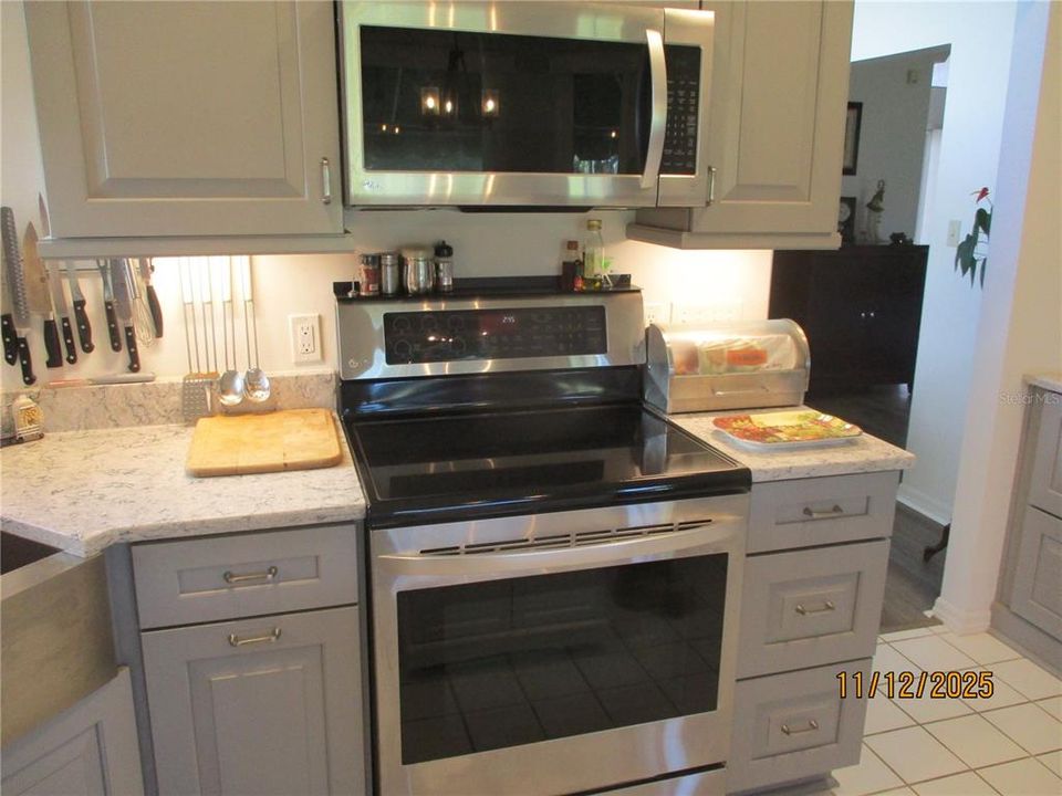 待售: $380,000 (3 贝兹, 2 浴室, 1807 平方英尺)