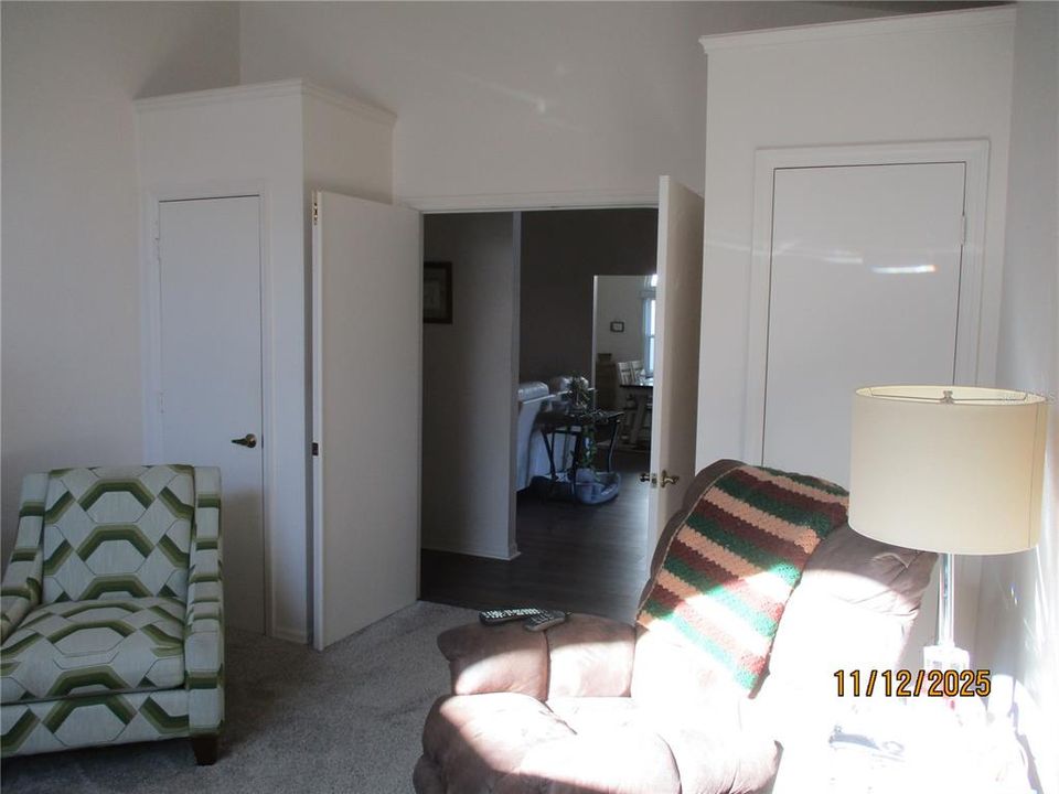 待售: $380,000 (3 贝兹, 2 浴室, 1807 平方英尺)