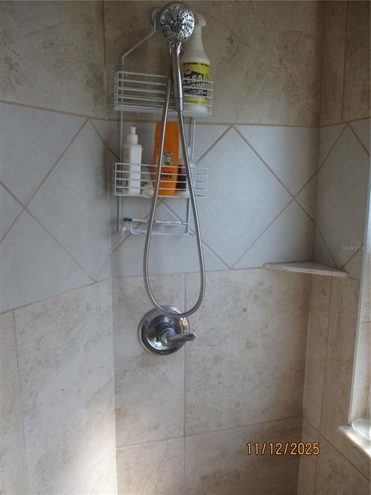 待售: $380,000 (3 贝兹, 2 浴室, 1807 平方英尺)