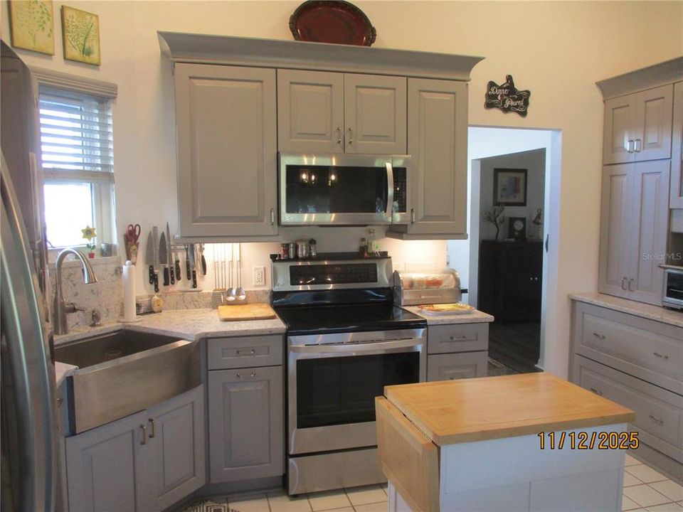 待售: $380,000 (3 贝兹, 2 浴室, 1807 平方英尺)